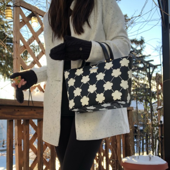 🆕♠️Kate Spade Tote - Picture 4 of 8